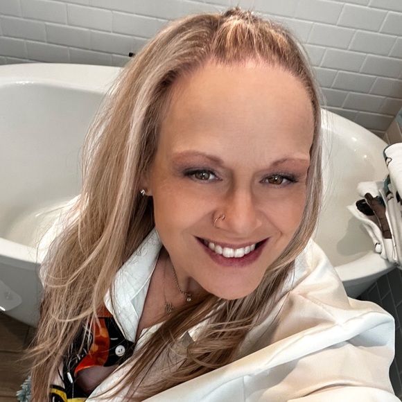 Mrs. K9WYF - Picture 1 of 17